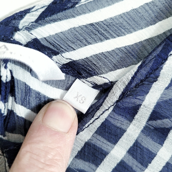 Zoa New York | Silk High Low Blouse - Picture 6 of 12